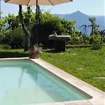 Casa De Cerqueda *