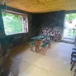 Проживание в семье Casa De Cerqueda *