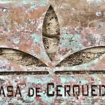 Проживание в семье Casa De Cerqueda
