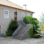 Проживание в семье Casa De Cerqueda Селорику-ди-Башту