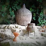 Casa De Cerqueda