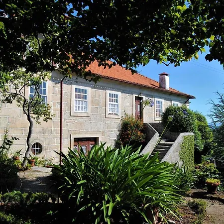 Casa De Cerqueda Séjour chez l'habitant