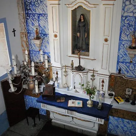 Casa De Cerqueda *