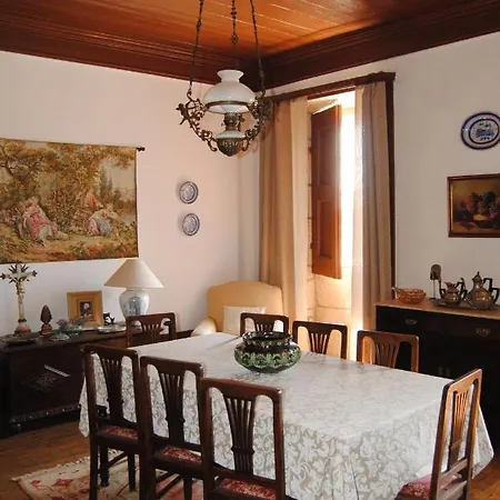 Casa De Cerqueda Séjour chez l'habitant