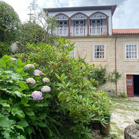 Casa De Cerqueda Селорику-ди-Башту