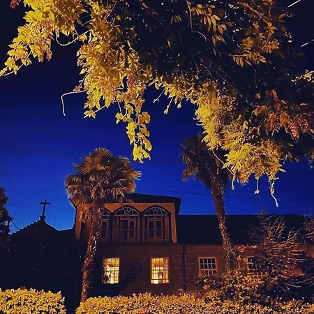 Casa De Cerqueda *