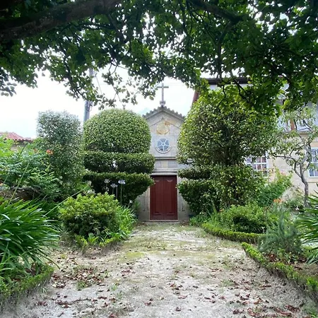 Проживание в семье Casa De Cerqueda