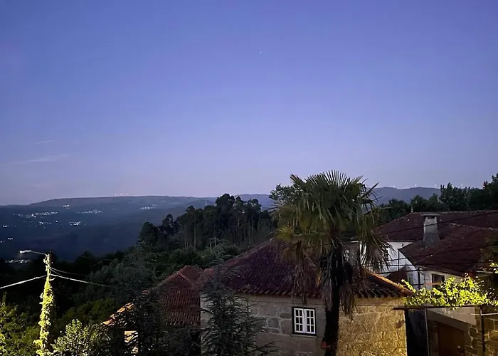 Casa De Cerqueda Séjour chez l'habitant *